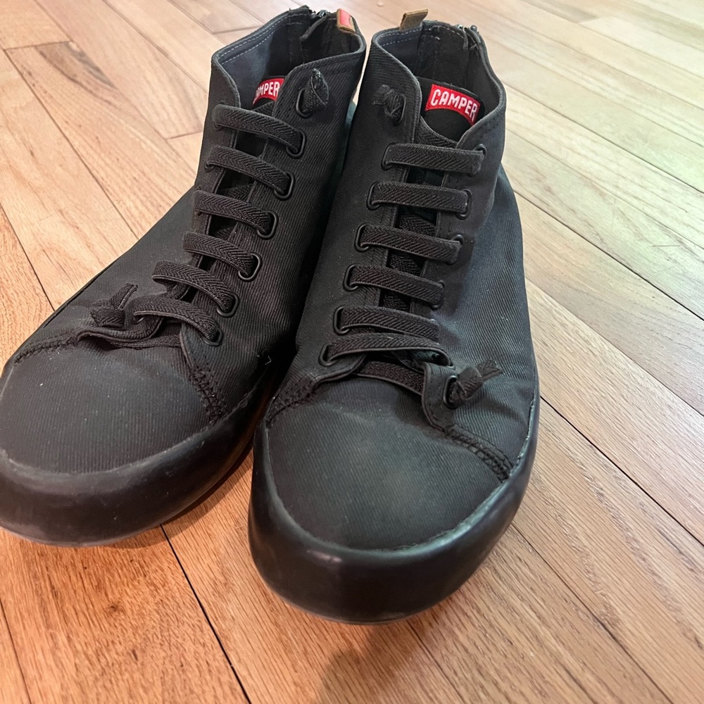 Men’s Camper High top sneakers. Sz EU 42, US 9-9.5
